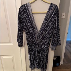 New with tags blue patterned romper